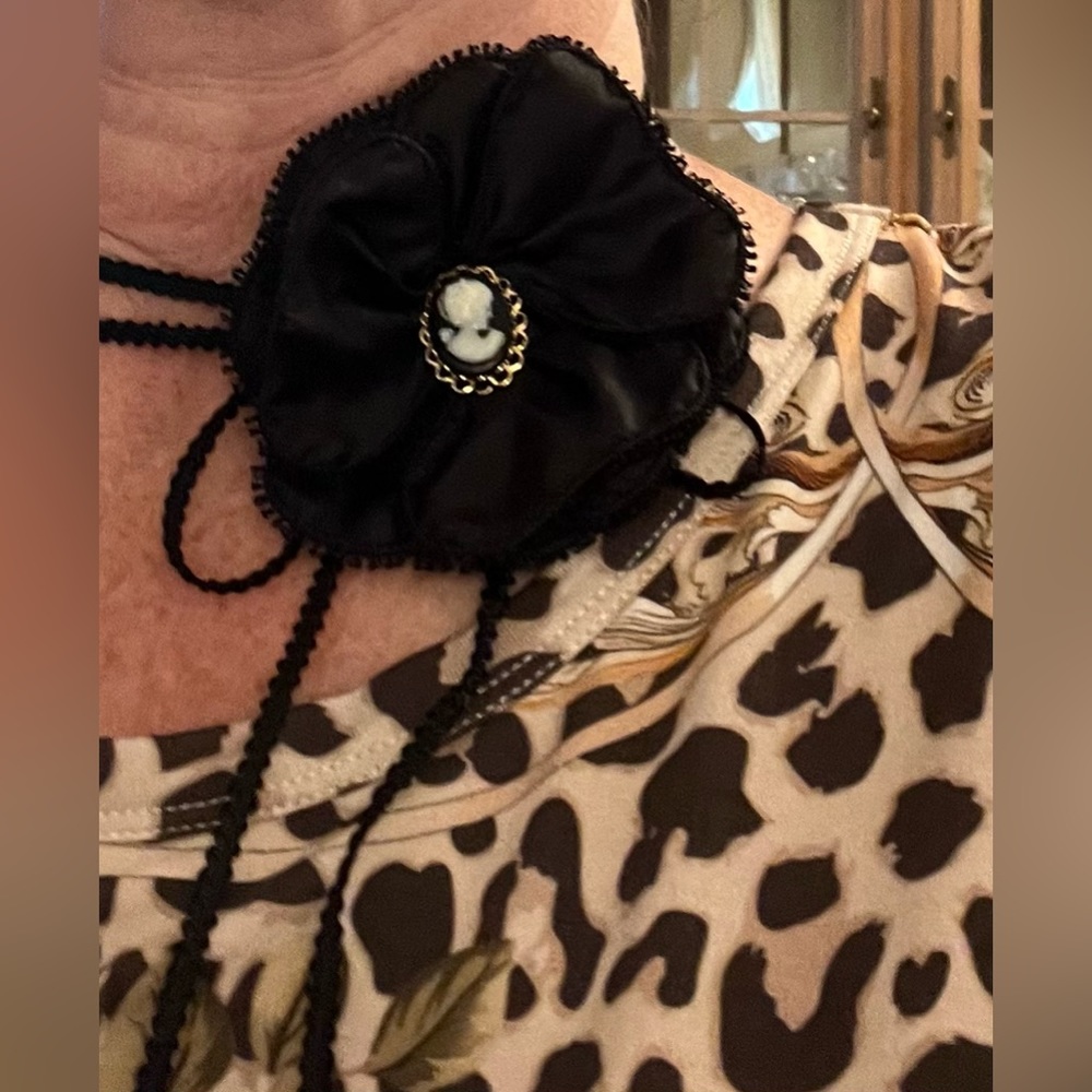 Black Flower Choker